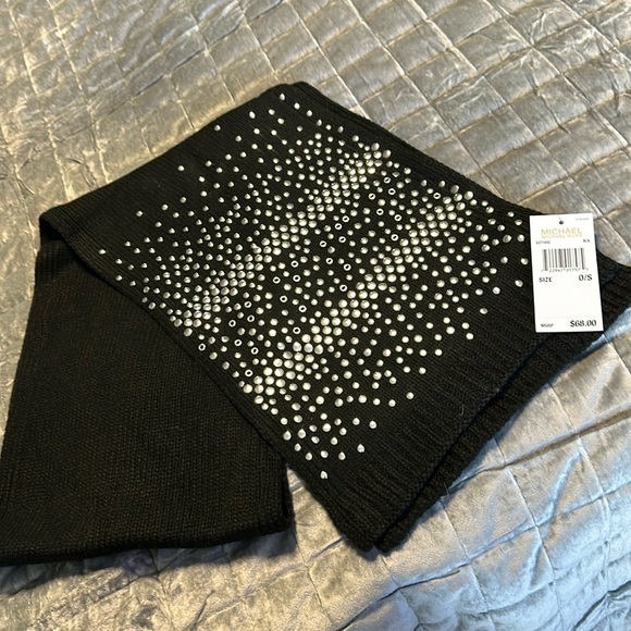 MICHAEL Michael Kors Accessories - Michael Kors scarve